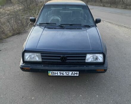 Синий Фольксваген Джетта, объемом двигателя 1.8 л и пробегом 300 тыс. км за 1000 $, фото 1 на Automoto.ua