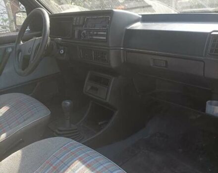 Синий Фольксваген Джетта, объемом двигателя 1.8 л и пробегом 200 тыс. км за 800 $, фото 1 на Automoto.ua