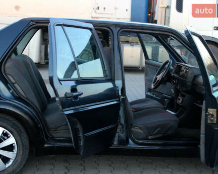 Синий Фольксваген Джетта, объемом двигателя 1.78 л и пробегом 300 тыс. км за 1350 $, фото 20 на Automoto.ua