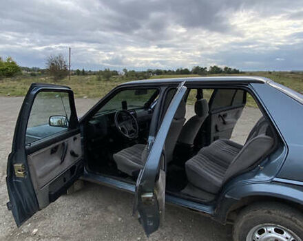 Синий Фольксваген Джетта, объемом двигателя 1.6 л и пробегом 360 тыс. км за 950 $, фото 21 на Automoto.ua