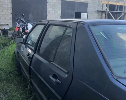 Синій Фольксваген Джетта, об'ємом двигуна 1.3 л та пробігом 300 тис. км за 400 $, фото 2 на Automoto.ua