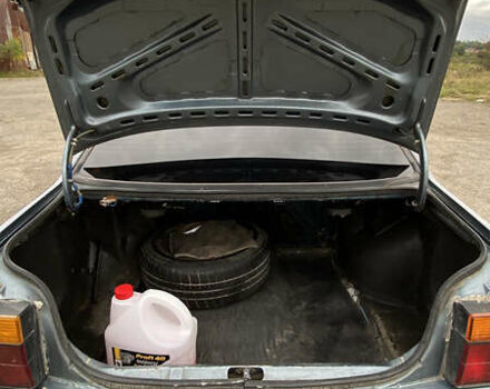 Синий Фольксваген Джетта, объемом двигателя 1.6 л и пробегом 360 тыс. км за 950 $, фото 16 на Automoto.ua