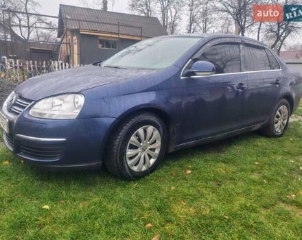 Синий Фольксваген Джетта, объемом двигателя 1.6 л и пробегом 242 тыс. км за 5000 $, фото 11 на Automoto.ua