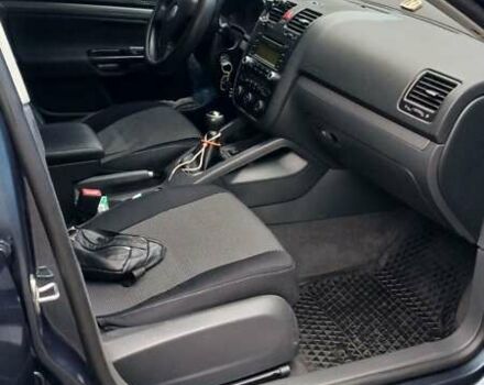 Синий Фольксваген Джетта, объемом двигателя 1.6 л и пробегом 198 тыс. км за 5750 $, фото 5 на Automoto.ua