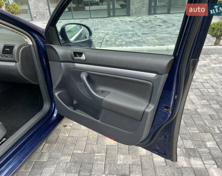 Синий Фольксваген Джетта, объемом двигателя 1.6 л и пробегом 214 тыс. км за 6999 $, фото 22 на Automoto.ua