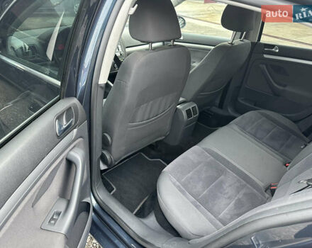 Синий Фольксваген Джетта, объемом двигателя 1.4 л и пробегом 230 тыс. км за 4800 $, фото 9 на Automoto.ua