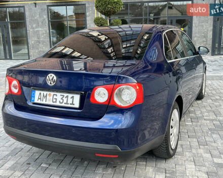 Синий Фольксваген Джетта, объемом двигателя 1.6 л и пробегом 214 тыс. км за 6999 $, фото 12 на Automoto.ua