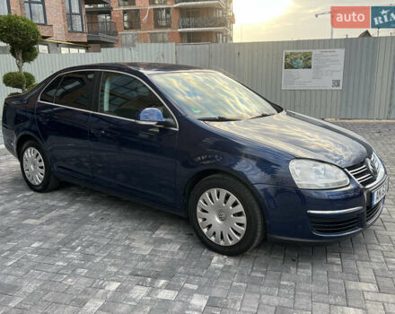 Синий Фольксваген Джетта, объемом двигателя 1.6 л и пробегом 214 тыс. км за 6999 $, фото 6 на Automoto.ua