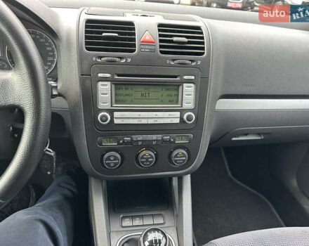 Синий Фольксваген Джетта, объемом двигателя 1.4 л и пробегом 230 тыс. км за 4800 $, фото 14 на Automoto.ua