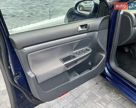 Синий Фольксваген Джетта, объемом двигателя 1.6 л и пробегом 214 тыс. км за 6999 $, фото 18 на Automoto.ua