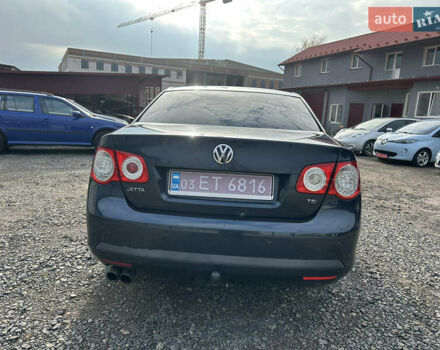 Синий Фольксваген Джетта, объемом двигателя 1.4 л и пробегом 230 тыс. км за 4800 $, фото 4 на Automoto.ua