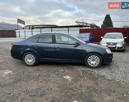 Синий Фольксваген Джетта, объемом двигателя 1.4 л и пробегом 230 тыс. км за 4800 $, фото 6 на Automoto.ua