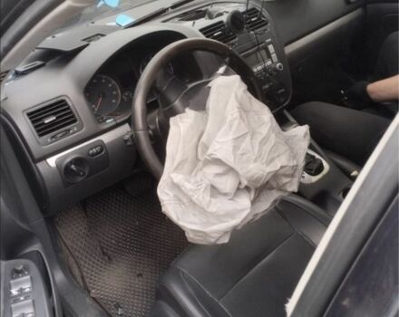 Синий Фольксваген Джетта, объемом двигателя 0 л и пробегом 213 тыс. км за 2000 $, фото 4 на Automoto.ua