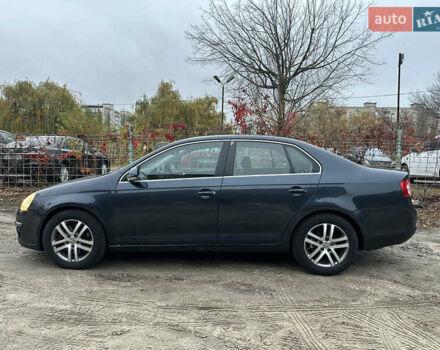 Синій Фольксваген Джетта, об'ємом двигуна 1.39 л та пробігом 270 тис. км за 5700 $, фото 7 на Automoto.ua