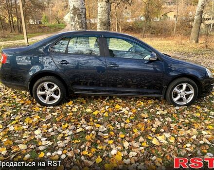 Синий Фольксваген Джетта, объемом двигателя 1.6 л и пробегом 227 тыс. км за 5700 $, фото 3 на Automoto.ua