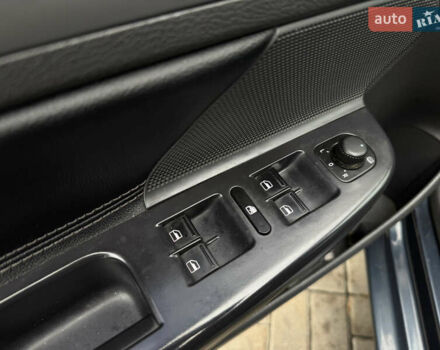 Синий Фольксваген Джетта, объемом двигателя 1.6 л и пробегом 343 тыс. км за 5890 $, фото 9 на Automoto.ua