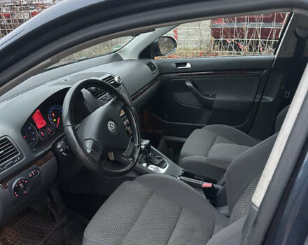 Синій Фольксваген Джетта, об'ємом двигуна 1.39 л та пробігом 270 тис. км за 5700 $, фото 9 на Automoto.ua