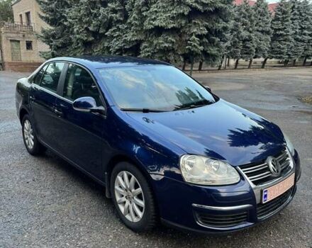 Синий Фольксваген Джетта, объемом двигателя 1.6 л и пробегом 206 тыс. км за 5900 $, фото 1 на Automoto.ua