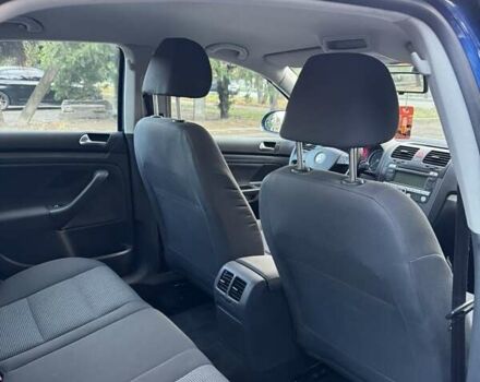 Синий Фольксваген Джетта, объемом двигателя 1.6 л и пробегом 206 тыс. км за 5900 $, фото 9 на Automoto.ua