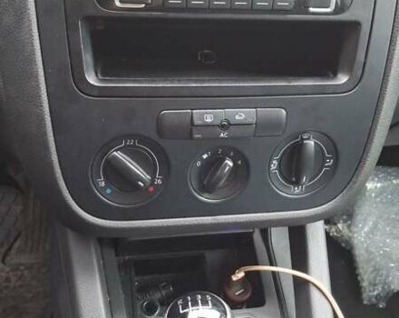 Синій Фольксваген Джетта, об'ємом двигуна 1.6 л та пробігом 234 тис. км за 5650 $, фото 7 на Automoto.ua