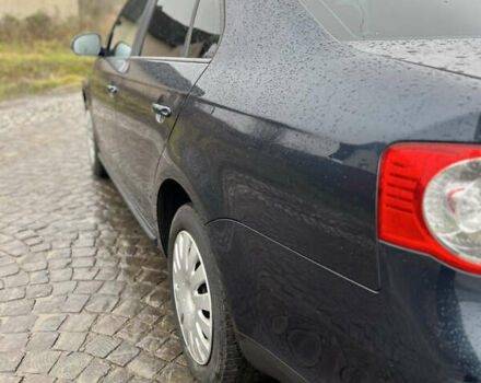 Синий Фольксваген Джетта, объемом двигателя 1.6 л и пробегом 181 тыс. км за 5900 $, фото 1 на Automoto.ua