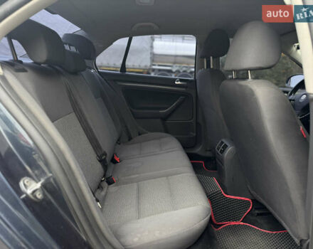 Синій Фольксваген Джетта, об'ємом двигуна 1.6 л та пробігом 343 тис. км за 5650 $, фото 8 на Automoto.ua