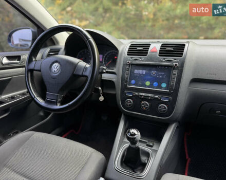 Фольксваген Джетта 2008 в Киеве на Automoto.ua Синий Фольксваген Джетта, объемом двигателя 1.6 л и пробегом 343 тыс. км за 5990 $, фото 17 на Automoto.ua