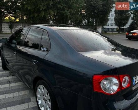Синий Фольксваген Джетта, объемом двигателя 1.6 л и пробегом 291 тыс. км за 5000 $, фото 15 на Automoto.ua