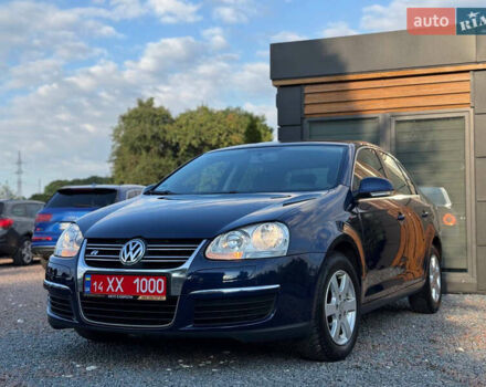 Синій Фольксваген Джетта, об'ємом двигуна 1.6 л та пробігом 215 тис. км за 8390 $, фото 35 на Automoto.ua