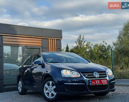 Синій Фольксваген Джетта, об'ємом двигуна 1.6 л та пробігом 215 тис. км за 8390 $, фото 31 на Automoto.ua