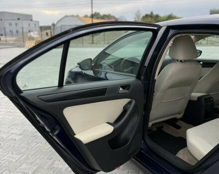 Синій Фольксваген Джетта, об'ємом двигуна 1.6 л та пробігом 210 тис. км за 7550 $, фото 13 на Automoto.ua