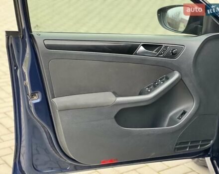 Синий Фольксваген Джетта, объемом двигателя 1.6 л и пробегом 230 тыс. км за 7150 $, фото 26 на Automoto.ua