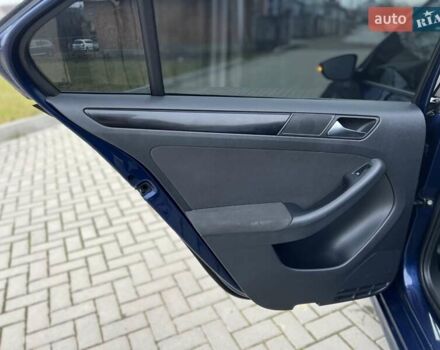 Синий Фольксваген Джетта, объемом двигателя 1.6 л и пробегом 230 тыс. км за 7150 $, фото 34 на Automoto.ua