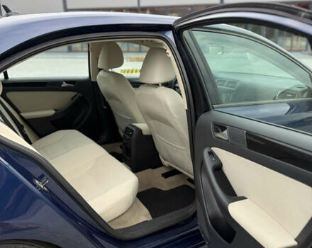 Синій Фольксваген Джетта, об'ємом двигуна 1.6 л та пробігом 210 тис. км за 7550 $, фото 20 на Automoto.ua