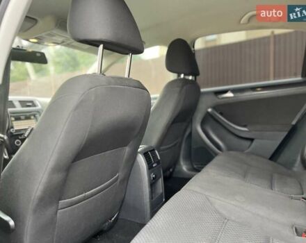 Синий Фольксваген Джетта, объемом двигателя 1.6 л и пробегом 230 тыс. км за 7150 $, фото 31 на Automoto.ua