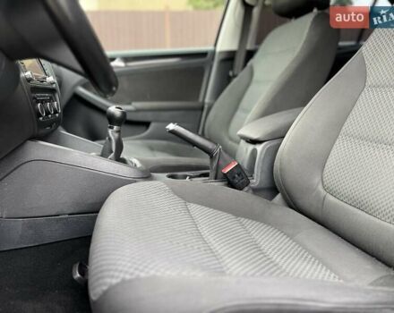 Синий Фольксваген Джетта, объемом двигателя 1.6 л и пробегом 230 тыс. км за 7150 $, фото 29 на Automoto.ua