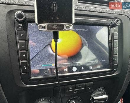 Синий Фольксваген Джетта, объемом двигателя 2.48 л и пробегом 142 тыс. км за 7999 $, фото 90 на Automoto.ua