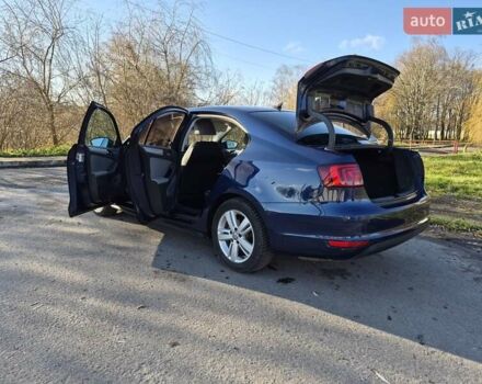 Синій Фольксваген Джетта, об'ємом двигуна 1.39 л та пробігом 188 тис. км за 9600 $, фото 2 на Automoto.ua