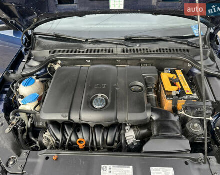 Синий Фольксваген Джетта, объемом двигателя 2.48 л и пробегом 142 тыс. км за 7999 $, фото 94 на Automoto.ua