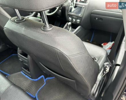 Синий Фольксваген Джетта, объемом двигателя 2.48 л и пробегом 142 тыс. км за 7999 $, фото 78 на Automoto.ua