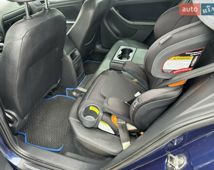 Синий Фольксваген Джетта, объемом двигателя 2.48 л и пробегом 142 тыс. км за 7999 $, фото 79 на Automoto.ua