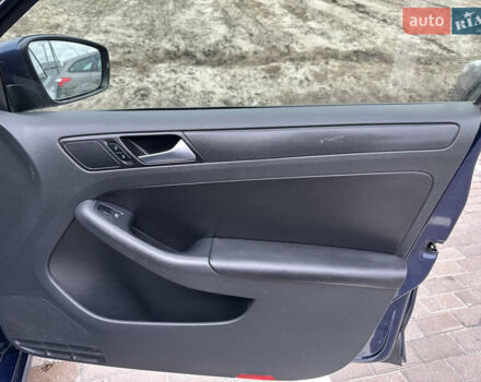 Синий Фольксваген Джетта, объемом двигателя 2.48 л и пробегом 142 тыс. км за 7999 $, фото 68 на Automoto.ua