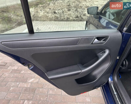 Синий Фольксваген Джетта, объемом двигателя 2.48 л и пробегом 142 тыс. км за 7999 $, фото 80 на Automoto.ua