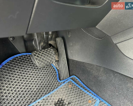 Синий Фольксваген Джетта, объемом двигателя 2.48 л и пробегом 142 тыс. км за 7999 $, фото 85 на Automoto.ua