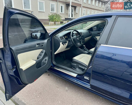 Синий Фольксваген Джетта, объемом двигателя 2.5 л и пробегом 258 тыс. км за 7800 $, фото 14 на Automoto.ua