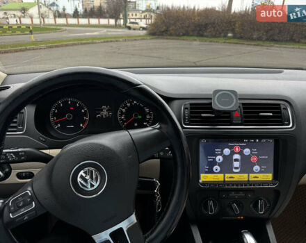 Синій Фольксваген Джетта, об'ємом двигуна 2.5 л та пробігом 208 тис. км за 9300 $, фото 10 на Automoto.ua