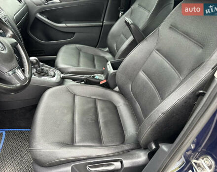 Синий Фольксваген Джетта, объемом двигателя 2.48 л и пробегом 142 тыс. км за 7999 $, фото 81 на Automoto.ua