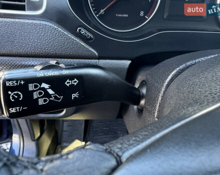 Синій Фольксваген Джетта, об'ємом двигуна 1.8 л та пробігом 158 тис. км за 7999 $, фото 19 на Automoto.ua