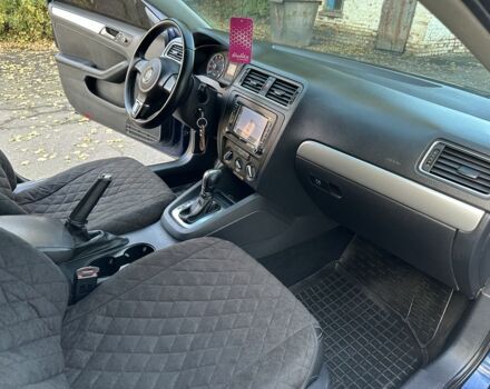 Синій Фольксваген Джетта, об'ємом двигуна 2.5 л та пробігом 240 тис. км за 7350 $, фото 21 на Automoto.ua