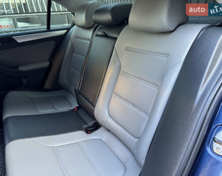 Синий Фольксваген Джетта, объемом двигателя 1.4 л и пробегом 191 тыс. км за 10350 $, фото 24 на Automoto.ua